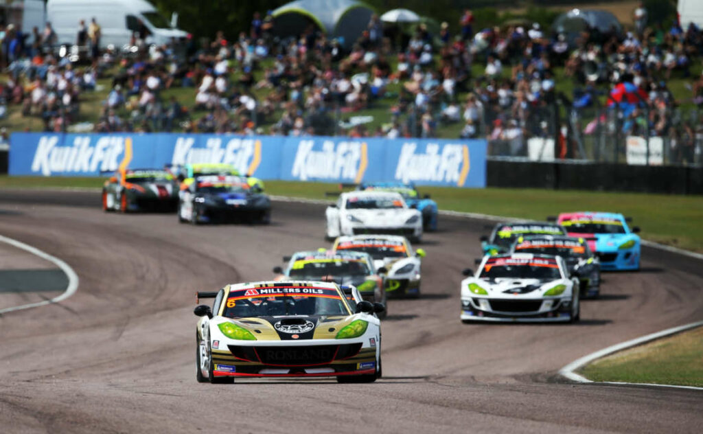 Kellett Continues Ginetta GT4 SuperCup Title Charge At Thruxton
