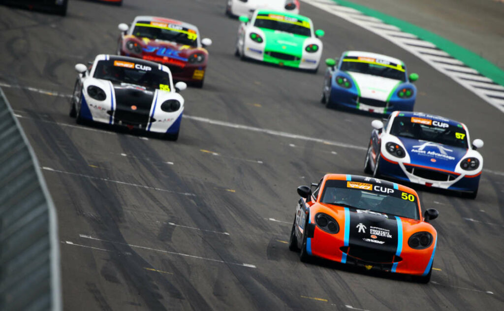 Preview: 2021 Ginetta GT5 Challenge Classes – Donington Park