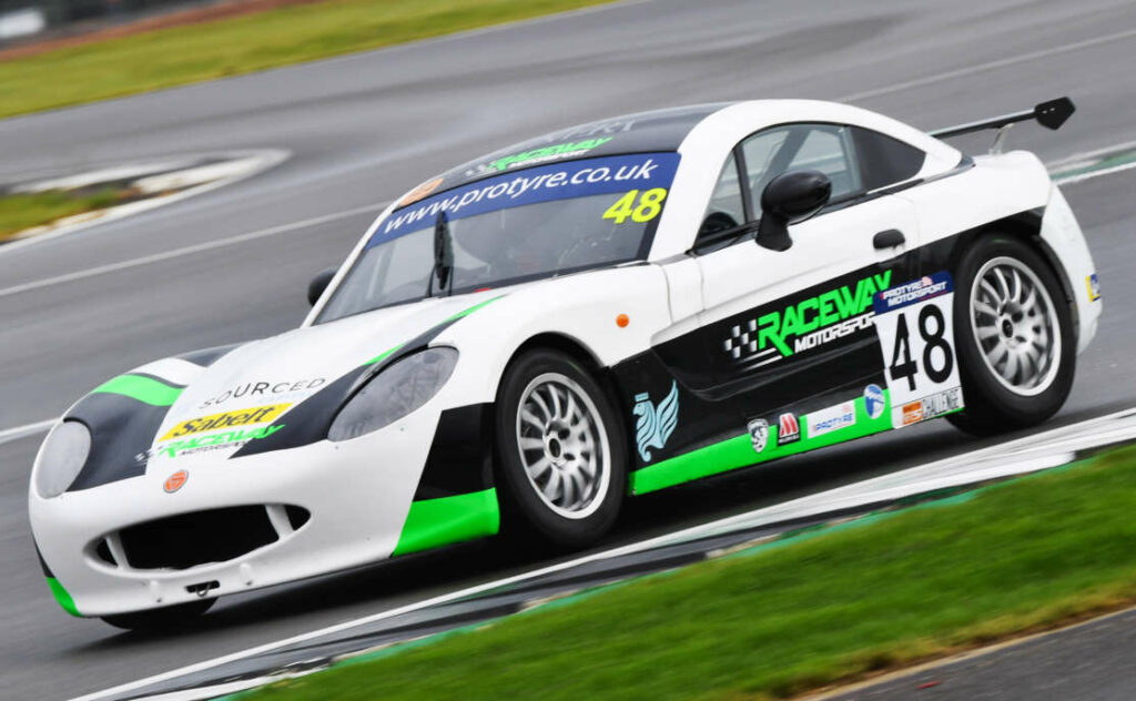 Raceway Motorsport Retain Line-Up For Ginetta GT5 Challenge