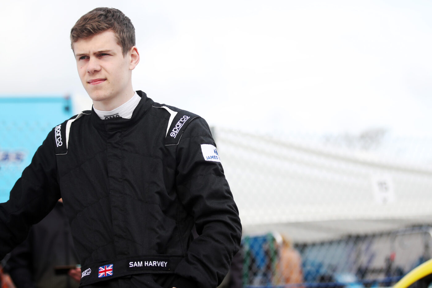 Sam Harvey signs with Xentek Motorsport for second Ginetta GT5 campaign