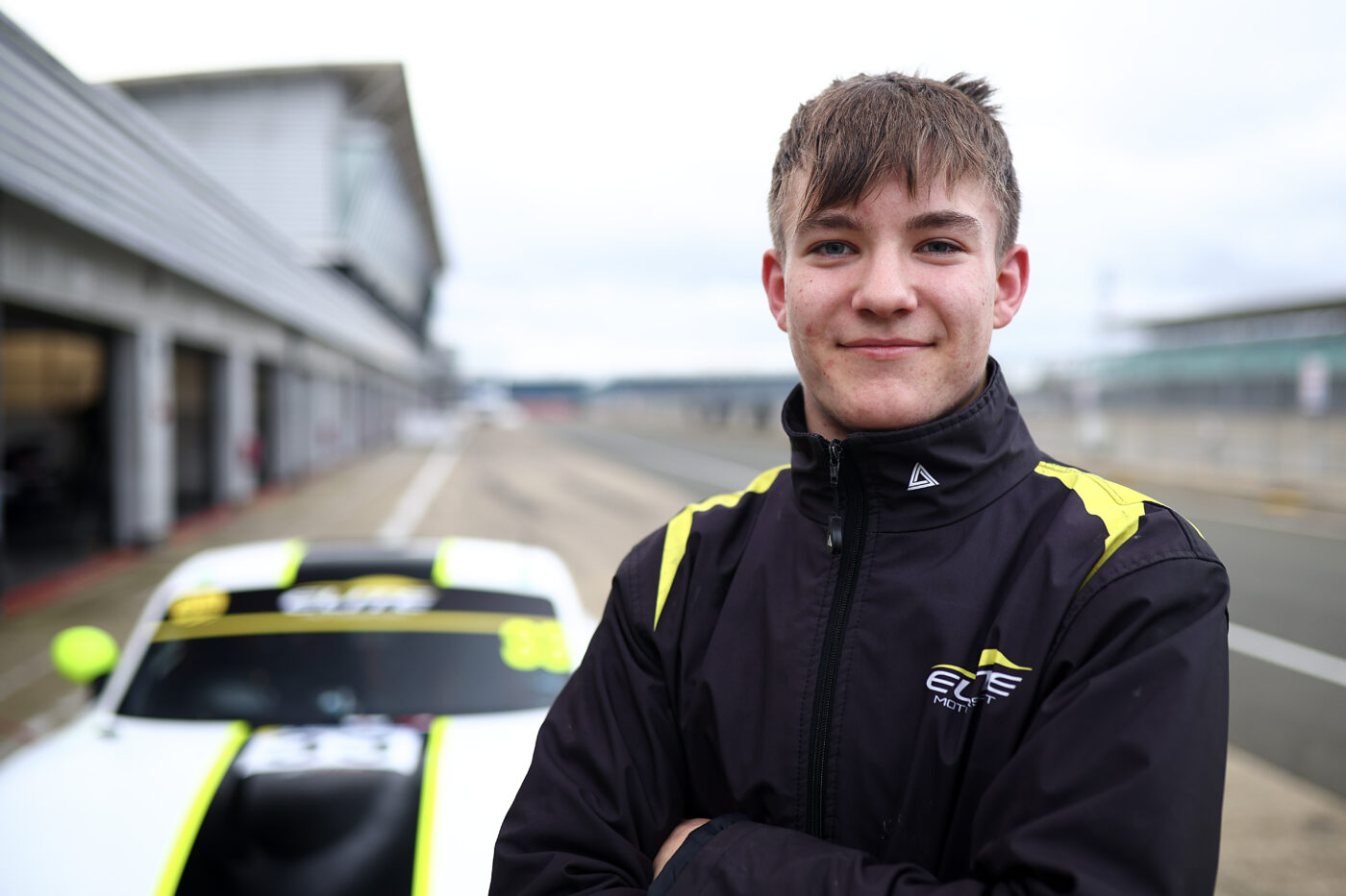 Hugo Schwarze embarks on Rookie Ginetta Junior Campaign with Elite Motorsport