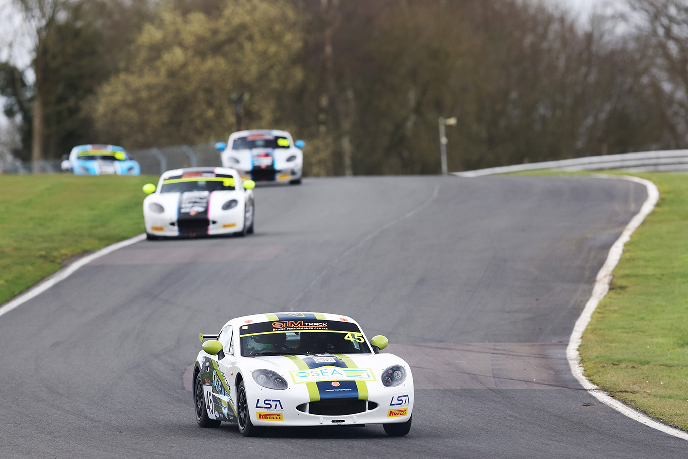 Preview: 2024 Ginetta Junior Championship – Oulton Park