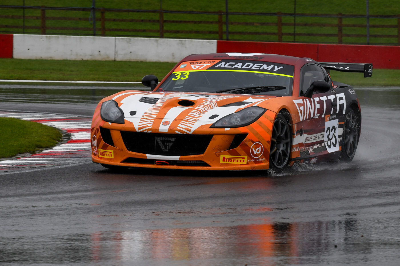 Cooke And Goff Team With W2R For 2026 Ginetta GT Academy