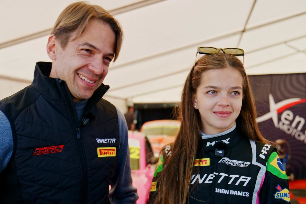 Vicky And Augusto Farfus Enjoying Ginetta Junior Experience